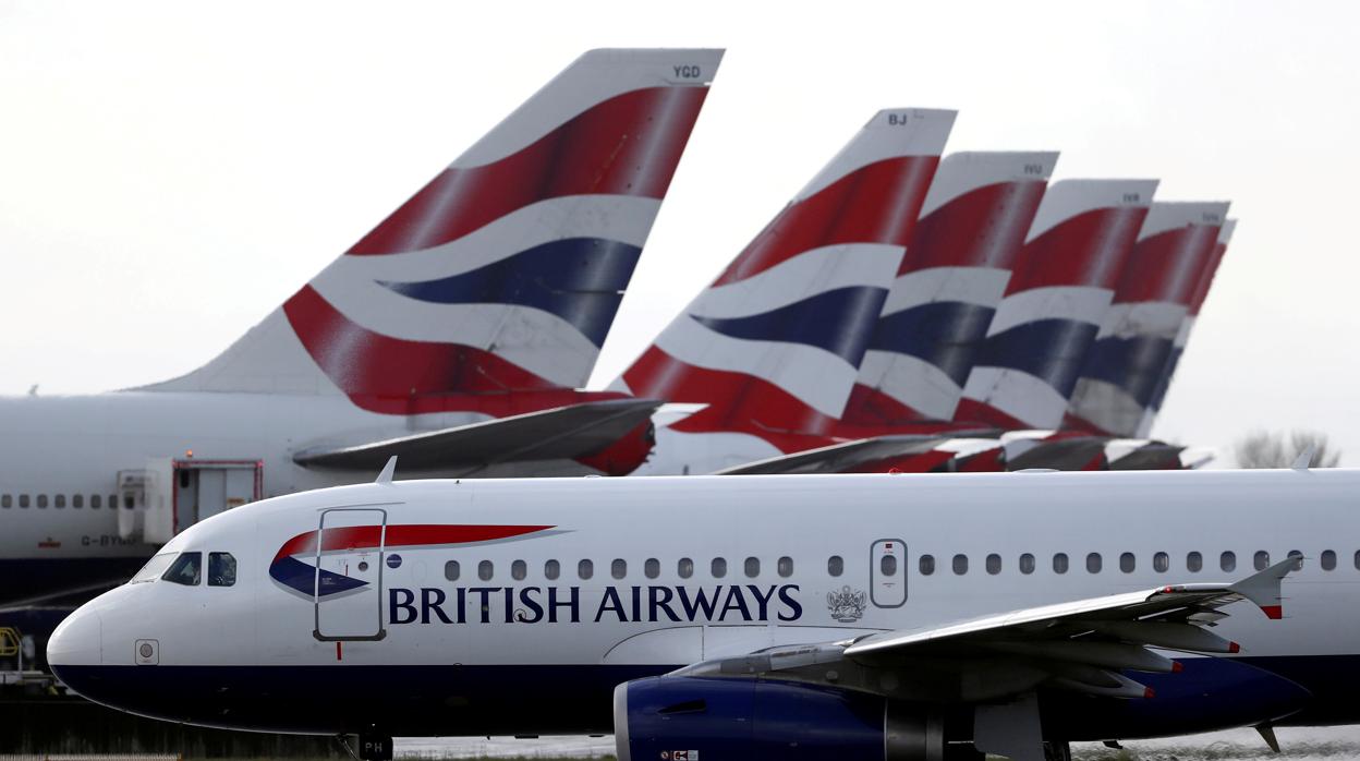 Varios aviones de British Airways en el aeropuerto de Heathrow