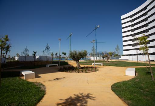 Primer edificio que se terminó en el complejo Jardines Hacienda Rosario promovido por Aedas Homes.