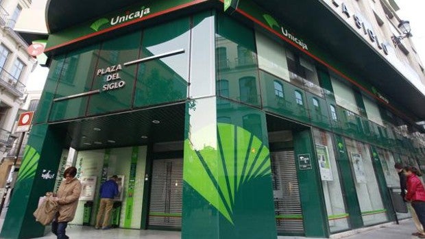 Unicaja mejora su margen pero reduce el beneficio un 54,8% en 2020 lastrada por las reservas por el Covid