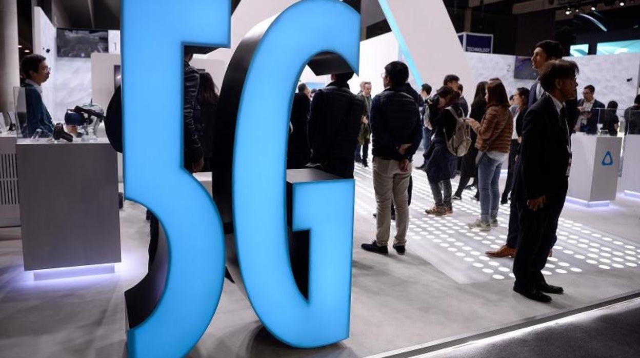 Telefónica y Orange pujarán por los 20MHz de la subasta 5G no asignados aún en la banda de 3,5 GHz