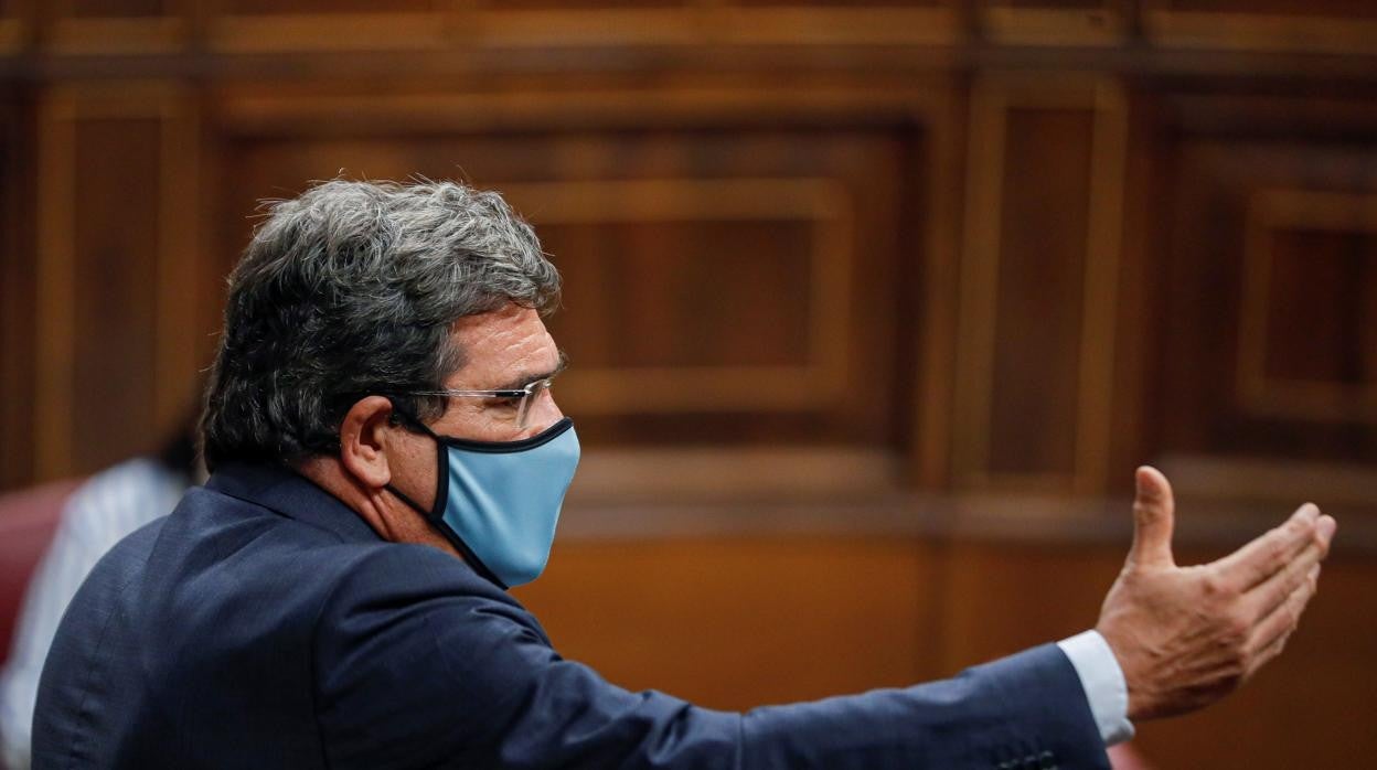 El ministro de Seguridad Social, José Luis Escrivá, en el Congreso