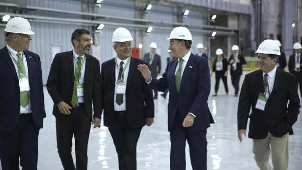 Neoenergia, filial de Iberdrola, se convierte en la primera compañía cotizada de redes de Brasil