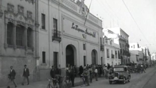 El insólito despegue del «Taller de Ícaro» en Triana