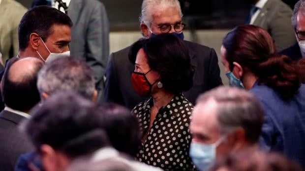 El Gobierno agota la paciencia de la banca por la gestión de las ayudas