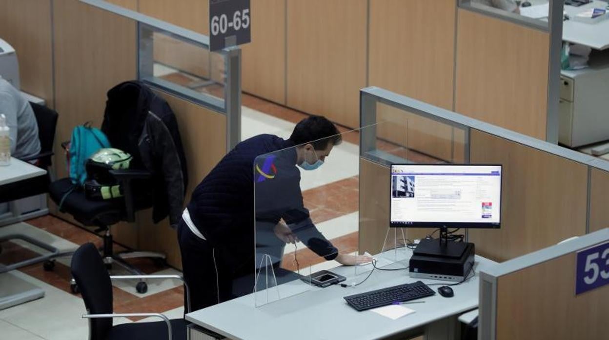 Delegación de la Agencia Tributaria/ Vídeo: Esta será la campaña de la Renta del ERTE