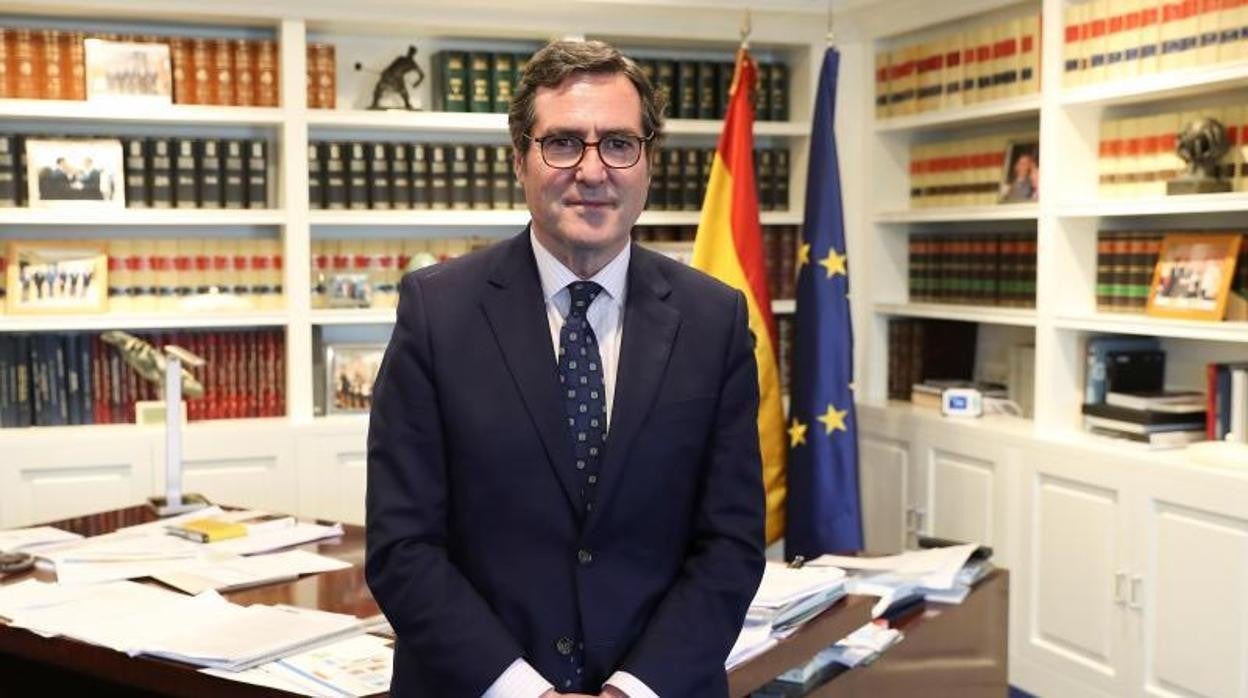 El presidente de la Confederación Española de Organizaciones Empresariales (CEOE), Antonio Garamendi