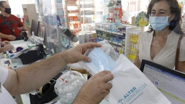 El sector sanitario pide al Gobierno un IVA superreducido del 4% para los productos sanitarios