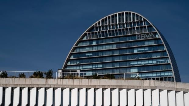 BBVA, tras anunciar un beneficio de 1.210 millones: «¿El ERE? No hay más remedio»