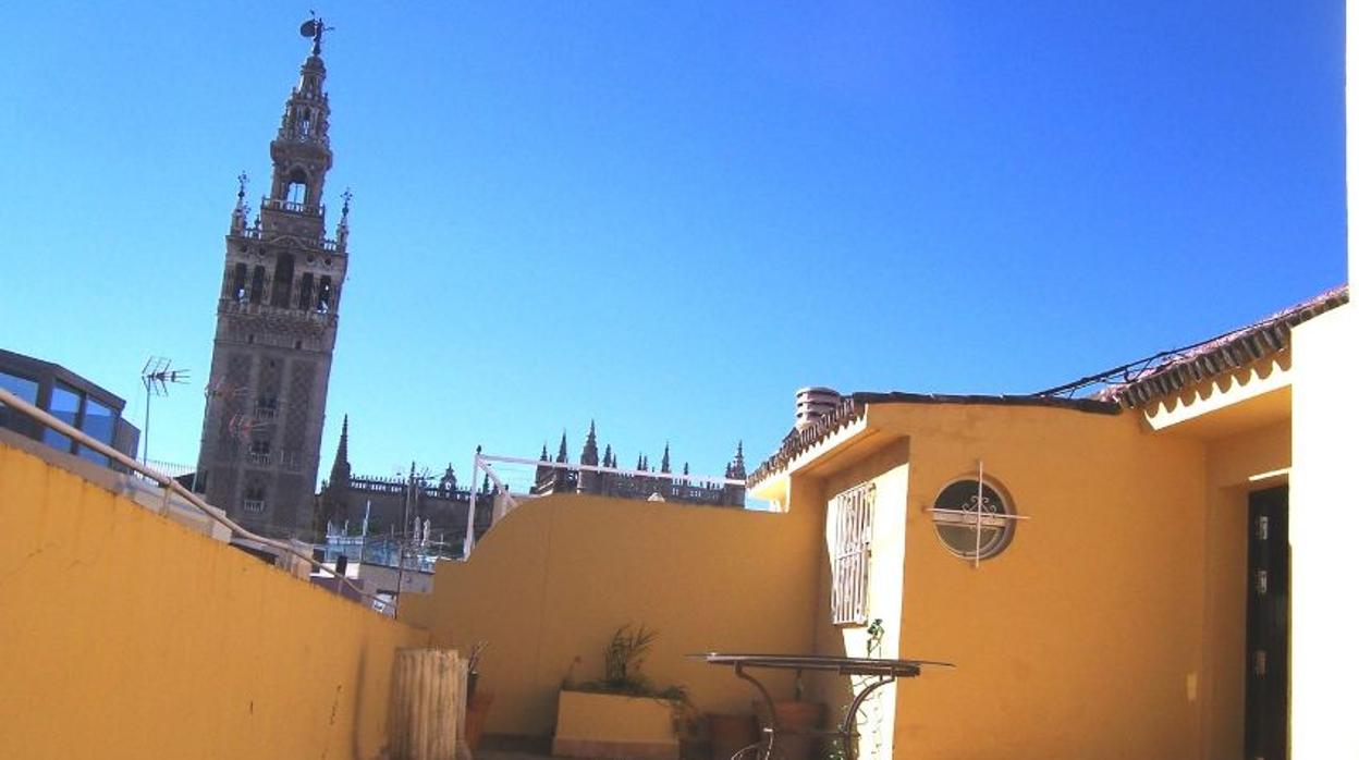 Terraza con vistas de la Giralda