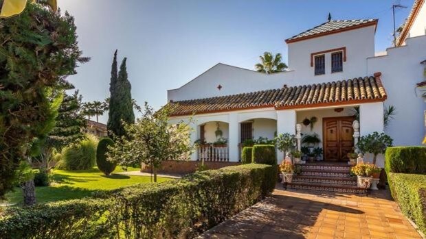 Las 5 mansiones más lujosas por encima de un millón de euros en Dos  Hermanas, a un paso de Sevilla