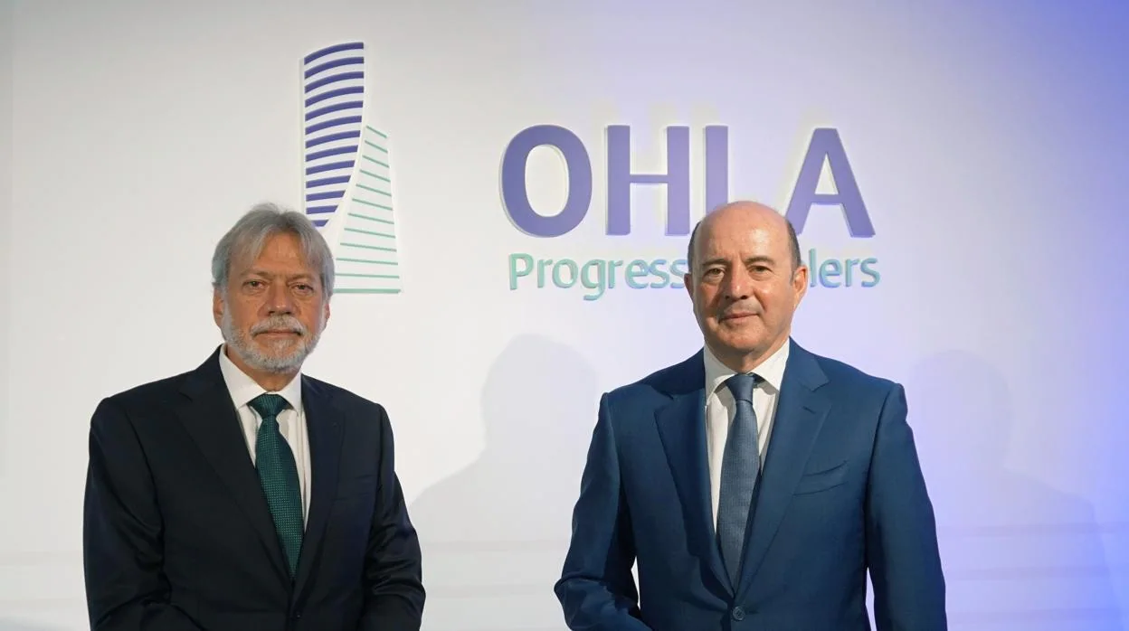 El presidente de OHL, Luis Amodio (izq) y su consejero delegado, José Antonio Fernández Gallar