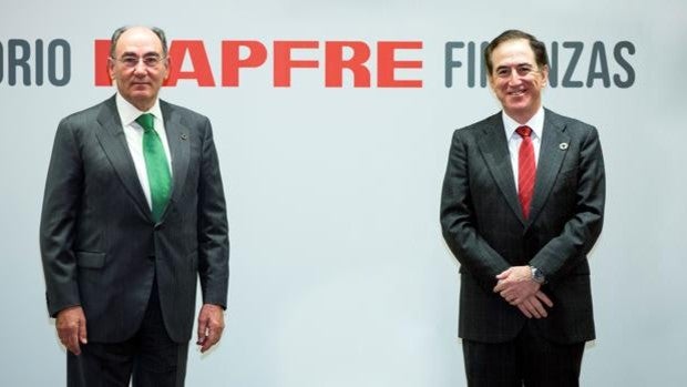 Iberdrola y Mapfre crean una sociedad 'verde' que alcanzará los 1.000 MW renovables