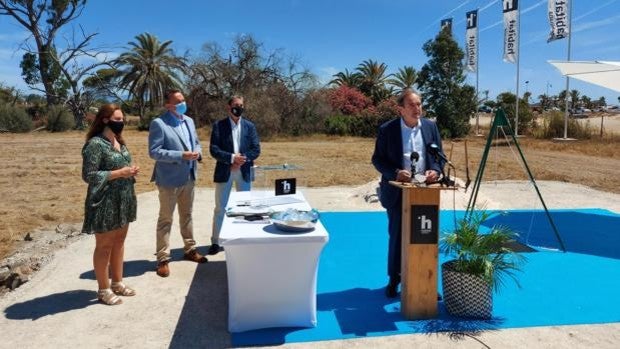 Habitat Inmobiliaria coloca la primera piedra de su nueva promoción en Torremolinos