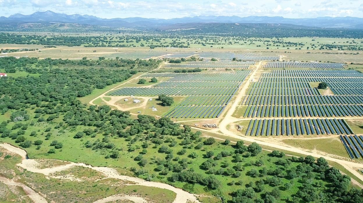 Planta fotovoltaica de Repsol en Valdecaballeros