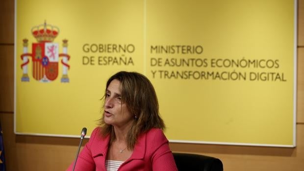 España cae al último puesto entre los países donde invertir en renovables