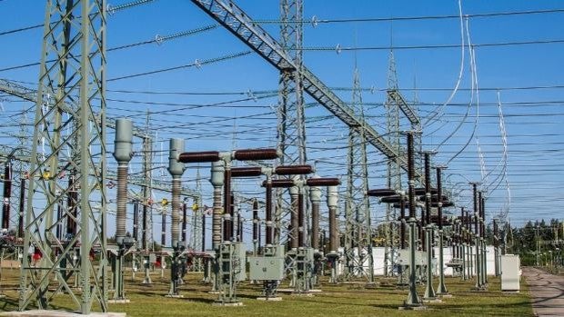 El precio de la electricidad sigue al alza y el jueves alcanzará los 113,40 euros el MWh