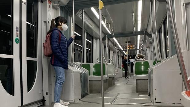 Los metros de Sevilla y Málaga registraron beneficios en 2020 por las aportaciones de la Junta de Andalucía
