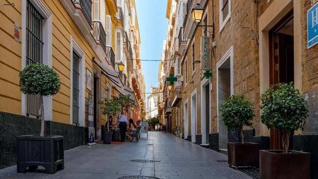 Cádiz, la ciudad andaluza más cara en viviendas de segunda mano y la octava en toda España