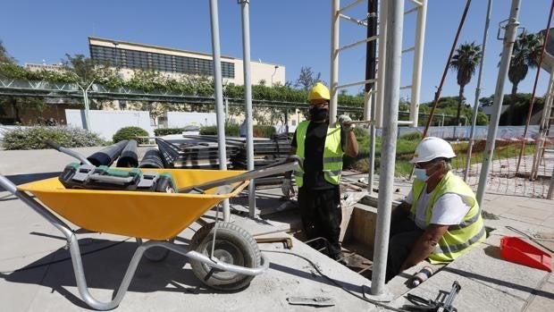 El paro baja en Sevilla por séptimo mes consecutivo con 3.647 desempleados menos en septiembre