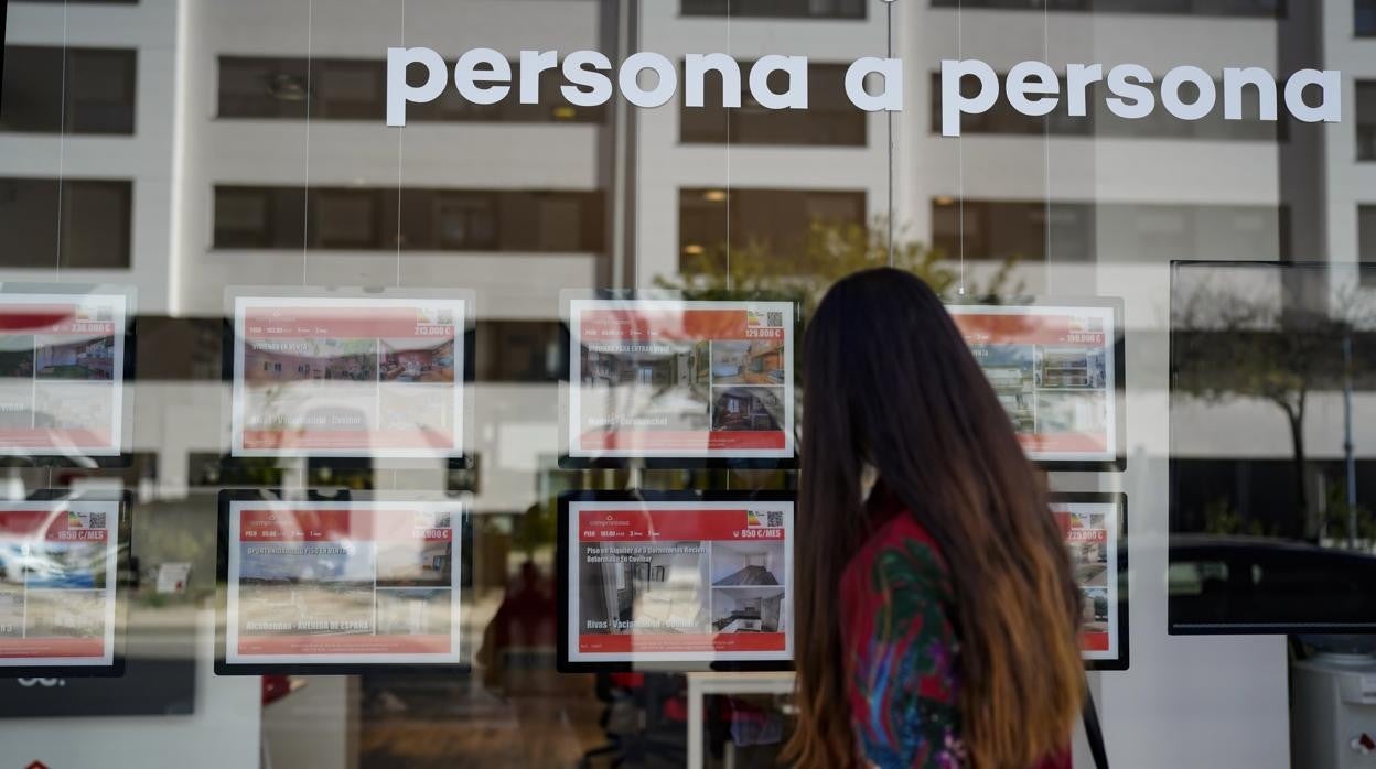 El Ejecutivo destinará 200 millones de euros al 'bono vivienda' para jóvenes