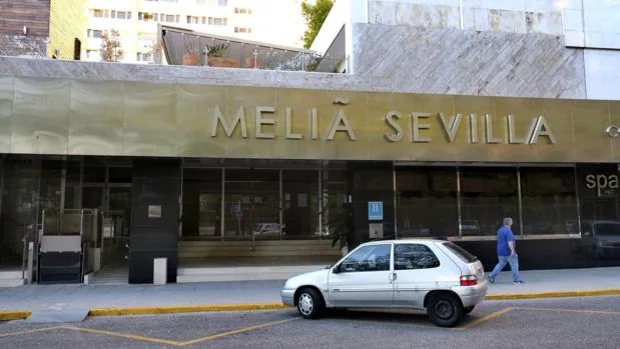 Meliá pierde 166,3 millones hasta septiembre y no descarta vender más hoteles para bajar su deuda
