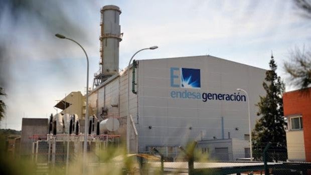 Endesa abandonará el gas en 2040 forzado por Enel, su accionista de referencia