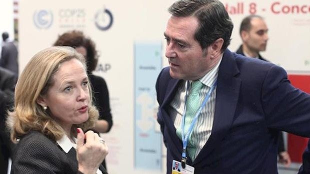 El Gobierno da una patada hacia delante con el auxilio que presta a las empresas