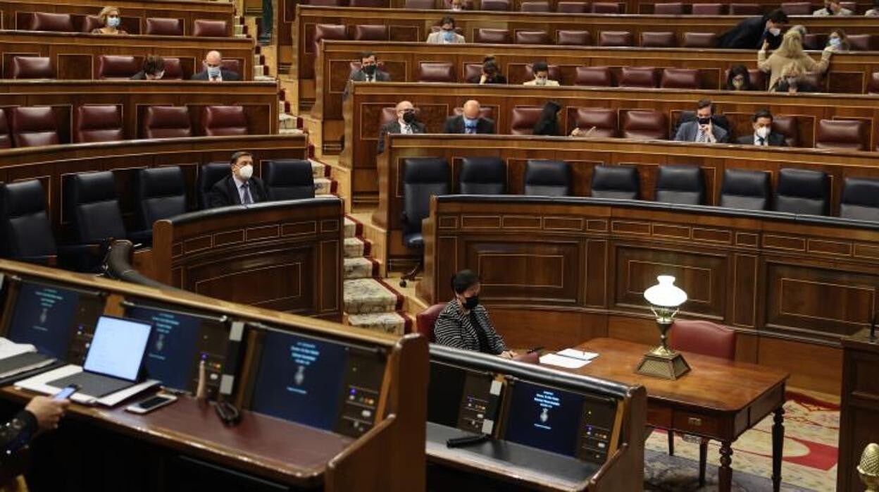 El Congreso de los Diputados avala la reforma de Ley de la Cadena en plena agitación del campo