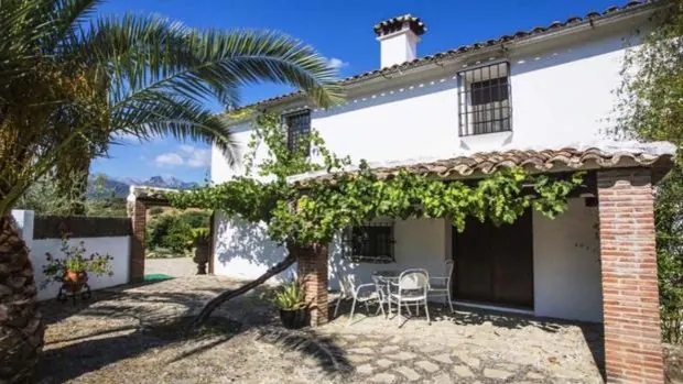 Estas cinco viviendas te permitirán vivir cerca de alguno de los parques naturales de Andalucía