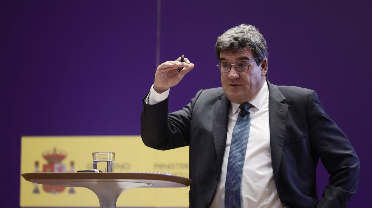 José Luis Escrivá, ministro de Seguridad Social/ El gasto en pensiones sube en el mes de diciembre