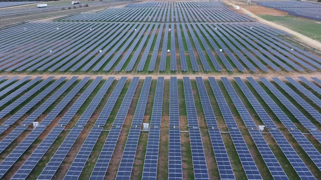 En la construcción de la planta sevillana de Torreplana han participado más de 250 personas