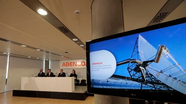 Abengoa logra un enésimo aplazamiento de su deuda hasta el 28 de enero