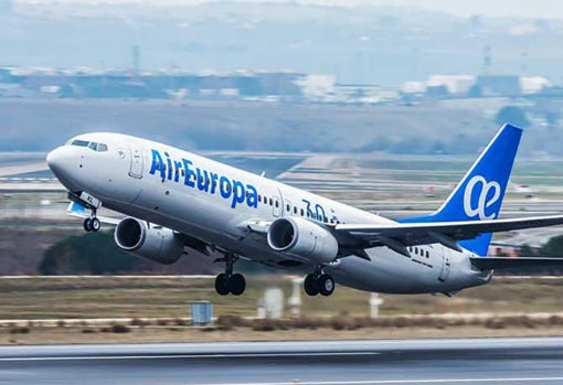 Un avión de Air Europa en un despegue
