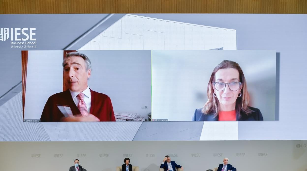 Uno de los coloquios celebrados hoy en el IESE