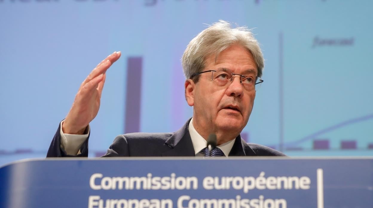 El comisario europeo de Economía, Paolo Gentiloni, ayer en la presentación de las previsiones de otoño