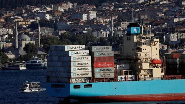 Más de 15.000 empresas españolas afectadas por la suspensión del transporte de contenedores a Rusia