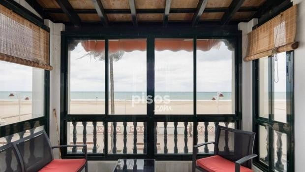 Así es el chalet más caro de Cádiz: 183 m² frente al mar