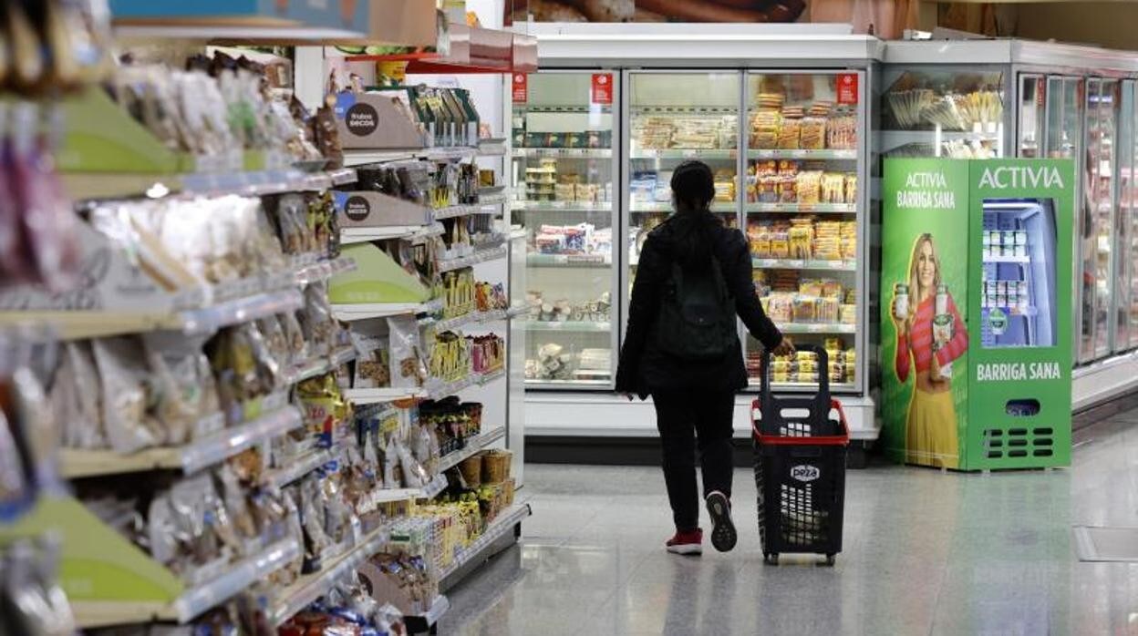 Carrefour y Mercadona se mantienen como las cadenas más baratas