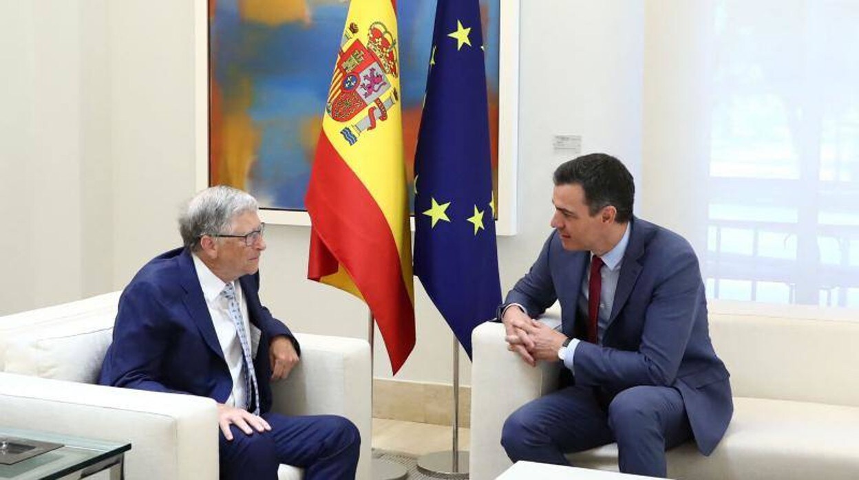 Bill Gates y Pedro Sánchez en su reunión en Moncloa