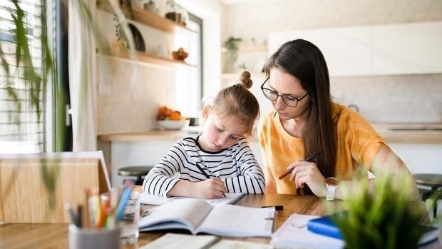 Comprueba si tienes derecho a la nueva paga de entre 50 y 100 euros por hijo aprobada por el Gobierno