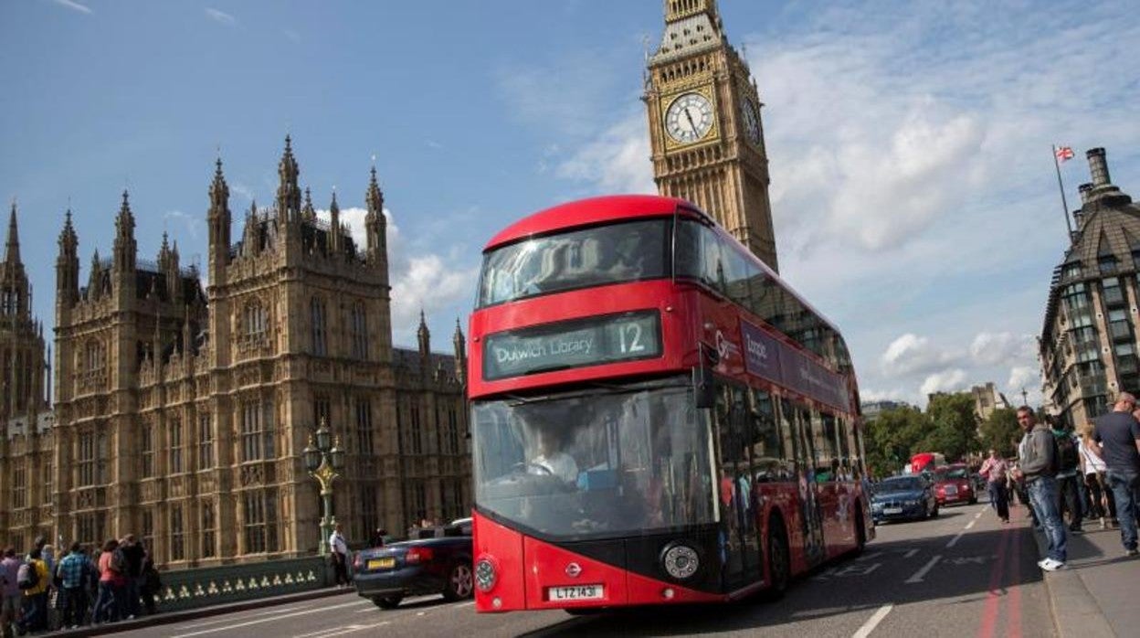 La concesionaria acaba de lanzar una oferta por la empresa de autobuses británica Go-Ahead