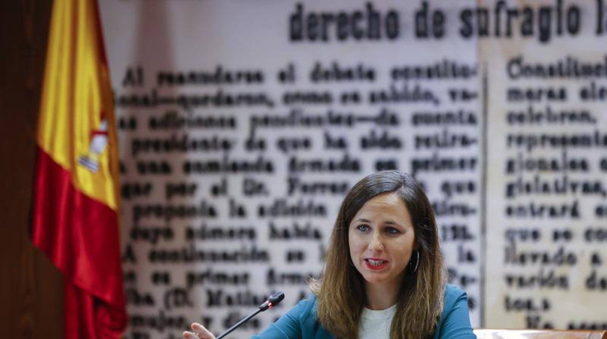 Ione Belarra durante la Comisión de Derechos Sociales del Senado