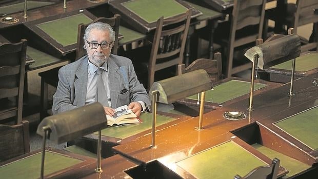 Juan Antonio Ortega Díaz-Ambrona, en el Ateneo de Madrid, del que es socio desde 1956