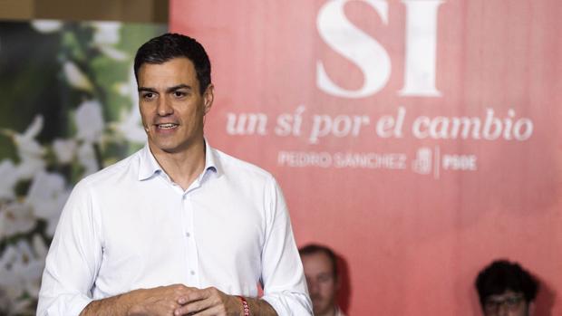Sánchez critica a Iglesias por elogiar a Zapatero y «bloquear» que haya otro presidente socialista