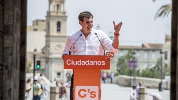 Albert Rivera durante un mitin en Valencia