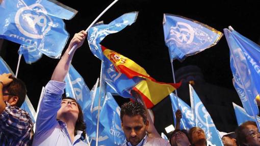 Alegría en Génova por la victoria del PP