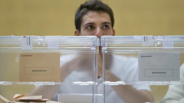 Casos en los que se puede faltar a la mesa electoral aunque hayas sido elegido para las elecciones andaluzas