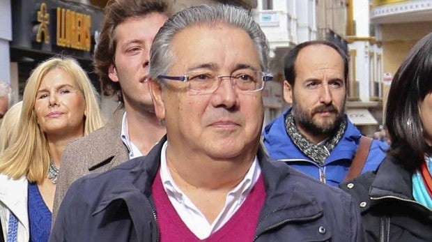 Juan Ignacio Zoido: «Necesitamos un Gobierno andaluz que valore lo que es ser sevillano»