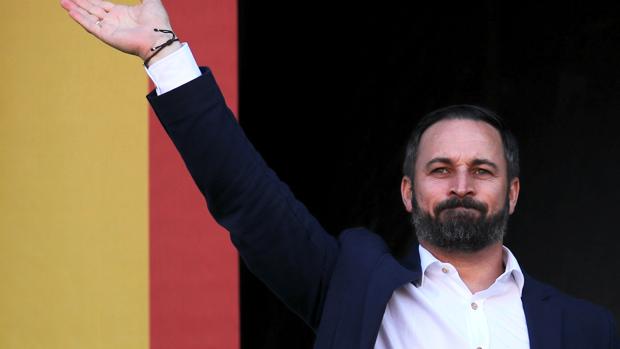 Vox responde a su ausencia en el debate llenando la plaza de toros de Las Rozas