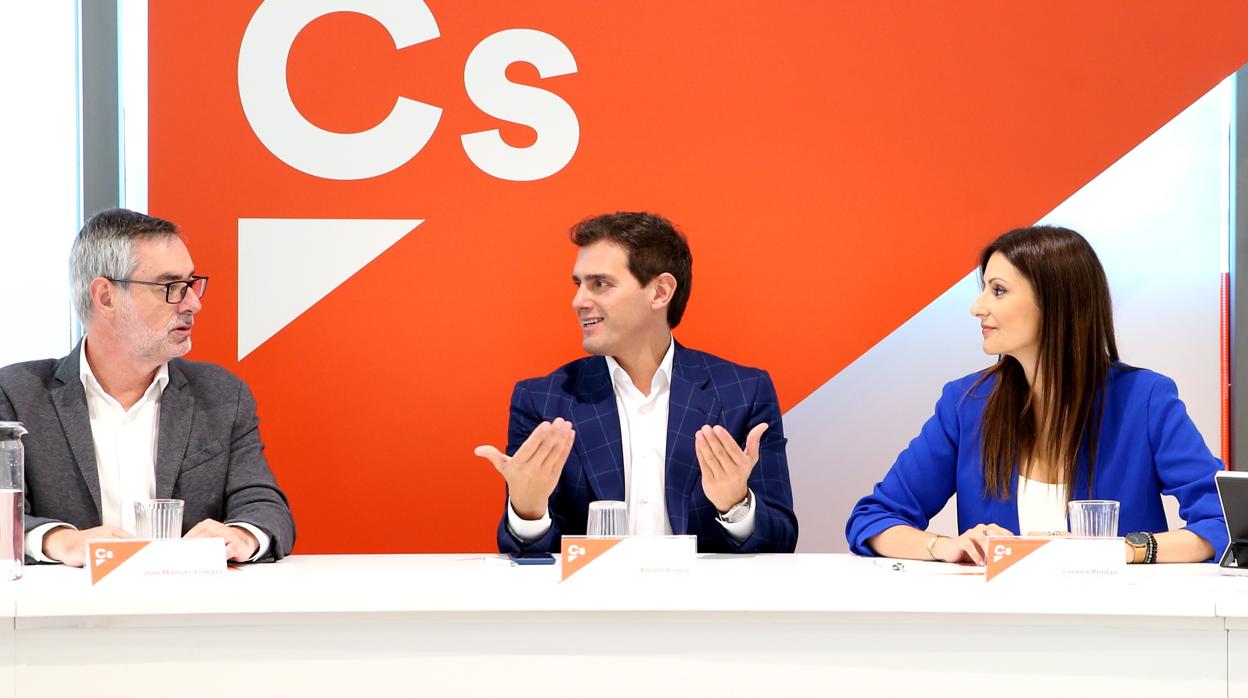 Villegas, Rivera y Roldán, en la reunión de su Comité Ejecutivo